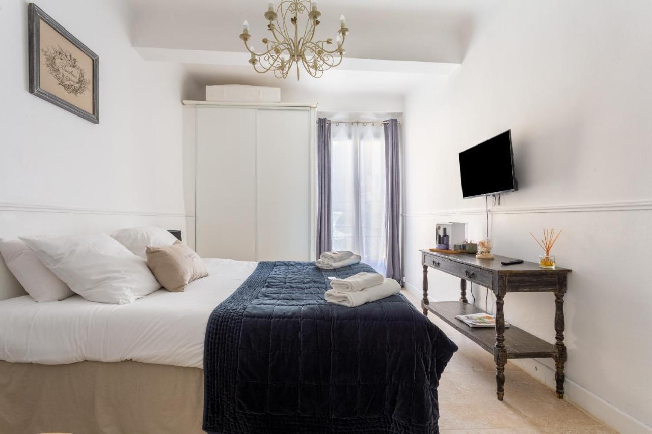 La Maison Bourgeoise - Adults Only Hotel Pourrieres Ngoại thất bức ảnh